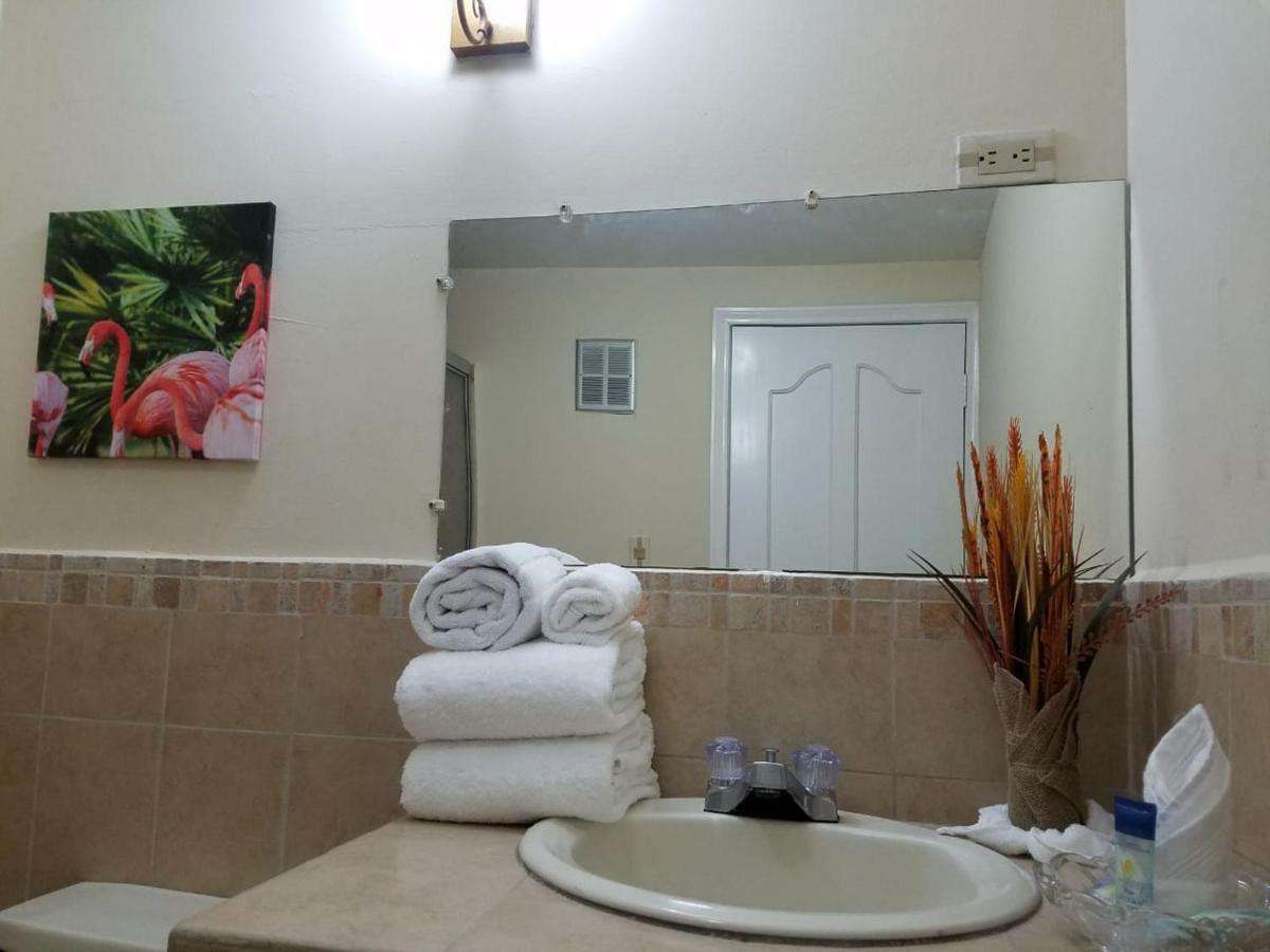 Mh Boutique Hotel 산페드로술라 외부 사진